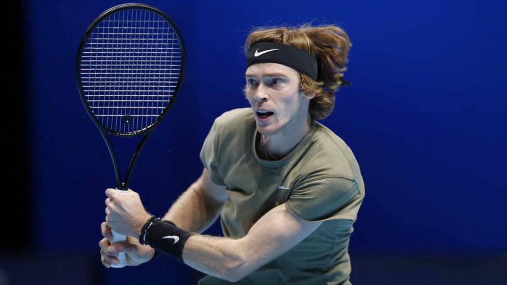 仅在赛场上 仅在赛场上