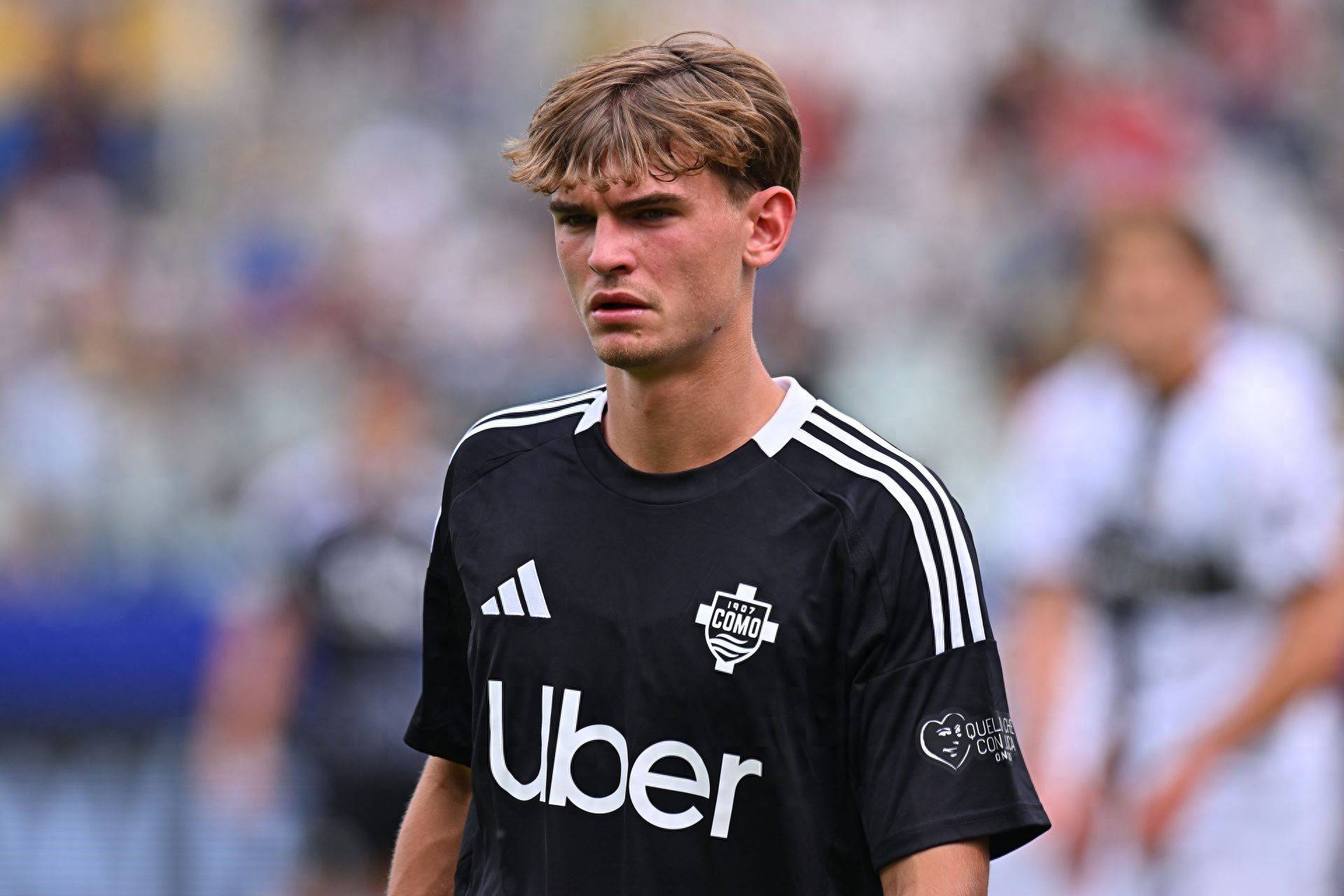 回稳健防守 回稳健防守