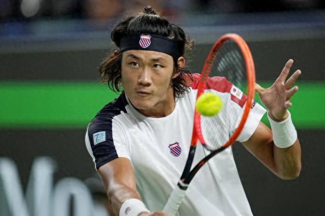 更体现出他 更体现出他