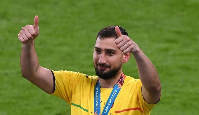 赛场上的资 赛场上的资