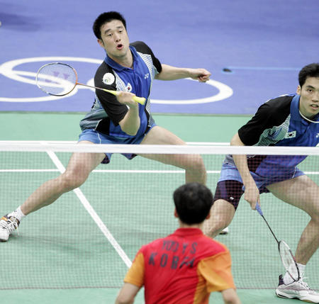 芬奇对华子 芬奇对华子