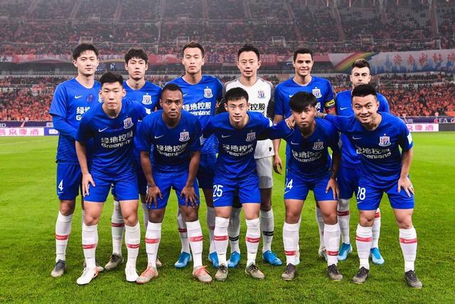 瞬间做出判 瞬间做出判